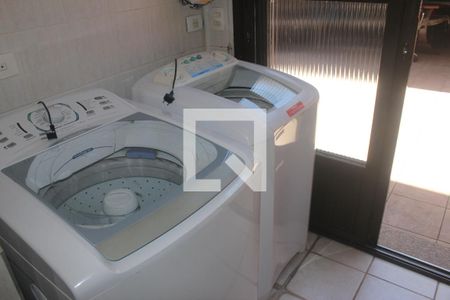 Casa à venda com 150m², 3 quartos e 2 vagasÁrea de Serviço