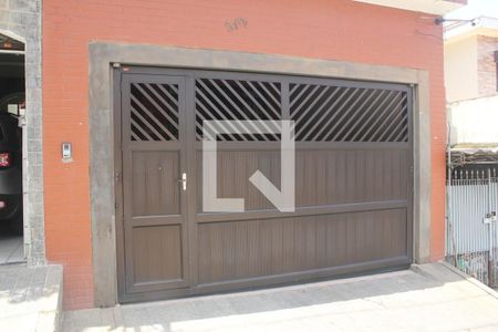 Casa à venda com 150m², 3 quartos e 2 vagasFachada