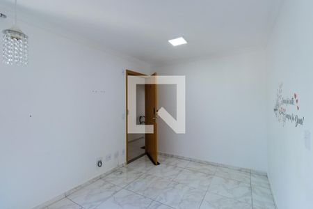 Sala de apartamento para alugar com 2 quartos, 39m² em Jardim Caiapiá, Cotia