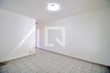 Sala de casa para alugar com 2 quartos, 120m² em Jardim Santa Rosa, Taboão da Serra