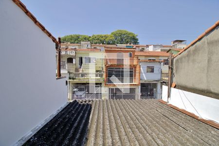 Vista do Quarto 1 de casa para alugar com 2 quartos, 120m² em Jardim Santa Rosa, Taboão da Serra