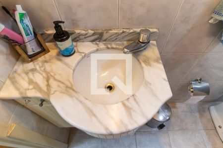 Banheiro de apartamento para alugar com 1 quarto, 42m² em Pinheiros, São Paulo