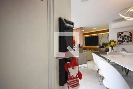 Apartamento para alugar com 120m², 2 quartos e 2 vagas Apartamento para alugar com 120m², 2 quartos e 2 vagasFechadura eletrônica