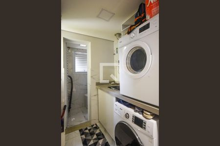 Apartamento para alugar com 120m², 2 quartos e 2 vagas Apartamento para alugar com 120m², 2 quartos e 2 vagasÁrea de serviço