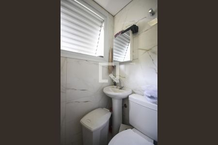 Apartamento para alugar com 120m², 2 quartos e 2 vagas Apartamento para alugar com 120m², 2 quartos e 2 vagasBanheiro de Serviço