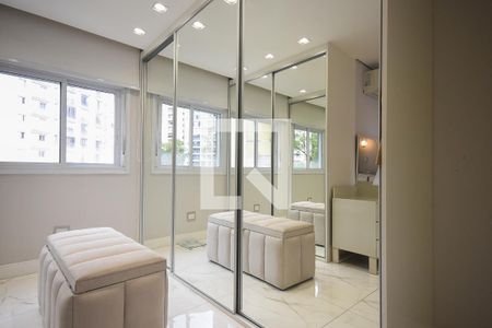 Apartamento para alugar com 120m², 2 quartos e 2 vagas Apartamento para alugar com 120m², 2 quartos e 2 vagasArmário da suíte 2