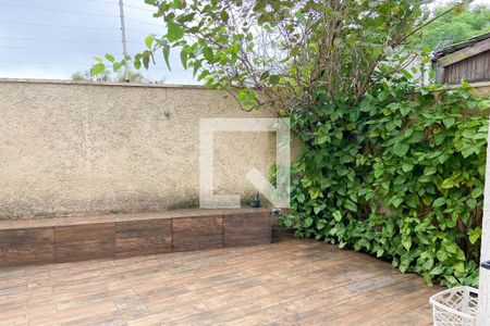 Casa à venda com 117m², 2 quartos e 2 vagas Casa à venda com 117m², 2 quartos e 2 vagasÁrea de Serviço