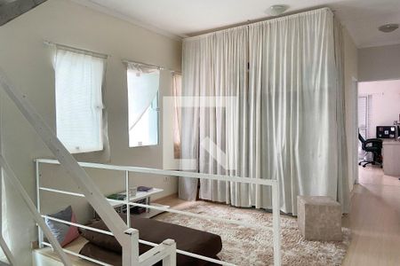 Casa à venda com 117m², 2 quartos e 2 vagas Casa à venda com 117m², 2 quartos e 2 vagasHall dos quartos