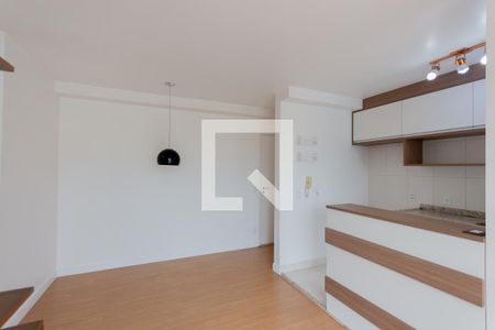 Sala de apartamento para alugar com 2 quartos, 51m² em Vila Metalúrgica, Santo André