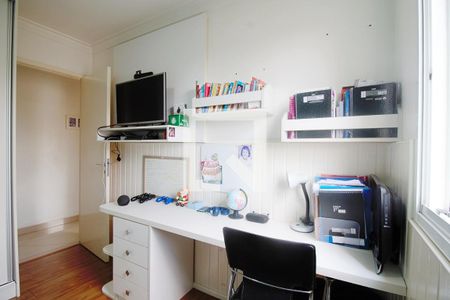 Apartamento à venda com 106m², 3 quartos e 2 vagas Apartamento à venda com 106m², 3 quartos e 2 vagasQuarto 1