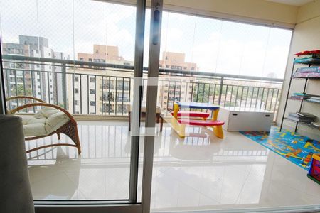 Apartamento à venda com 106m², 3 quartos e 2 vagas Apartamento à venda com 106m², 3 quartos e 2 vagasVaranda da Sala
