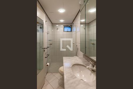 Apartamento à venda com 142m², 2 quartos e 3 vagasBanheiro da Suíte 2