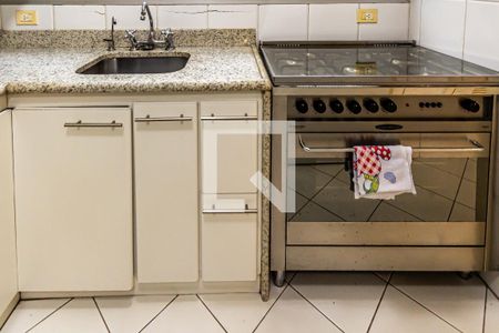 Apartamento à venda com 142m², 2 quartos e 3 vagasCozinha