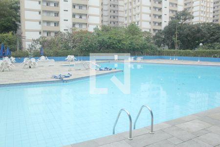 Apartamento à venda com 90m², 3 quartos e 1 vagaÁrea comum - Piscina