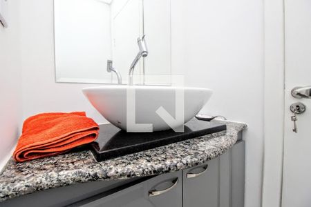 Apartamento para alugar com 75m², 2 quartos e 2 vagasLavabo bancada em granito