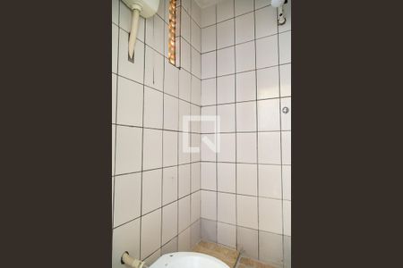 Banheiro de casa para alugar com 1 quarto, 75m² em Vila Guarani (z Sul), São Paulo