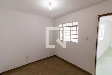 Quarto 1 de casa para alugar com 2 quartos, 60m² em Vila Guilhermina, São Paulo