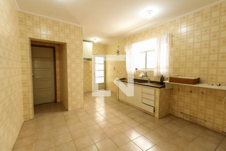 Casa à venda com 150m², 3 quartos e 3 vagas Casa à venda com 150m², 3 quartos e 3 vagasCozinha