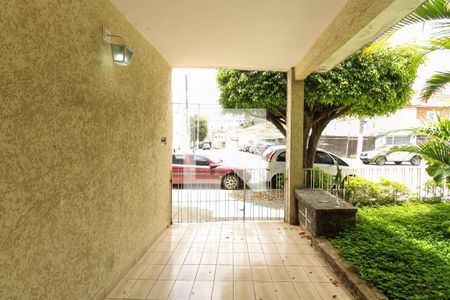 Casa à venda com 150m², 3 quartos e 3 vagas Casa à venda com 150m², 3 quartos e 3 vagasGaragem