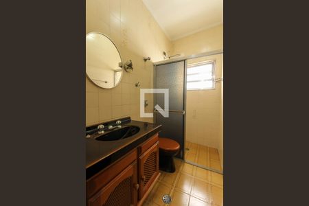 Casa à venda com 150m², 3 quartos e 3 vagas Casa à venda com 150m², 3 quartos e 3 vagasBanheiro 1