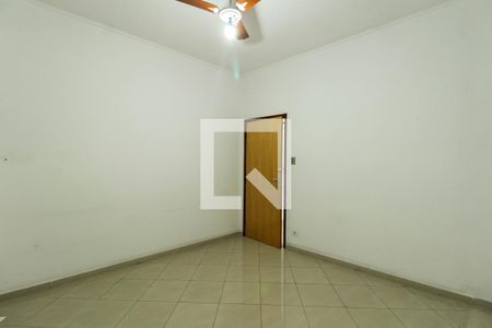 Casa à venda com 150m², 3 quartos e 3 vagas Casa à venda com 150m², 3 quartos e 3 vagasQuarto 2