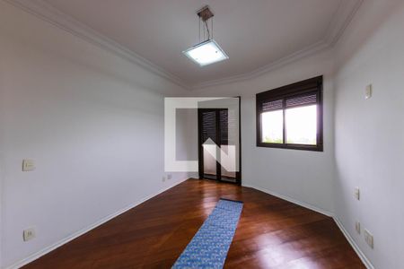 Apartamento para alugar com 280m², 3 quartos e 4 vagas Apartamento para alugar com 280m², 3 quartos e 4 vagasQuarto