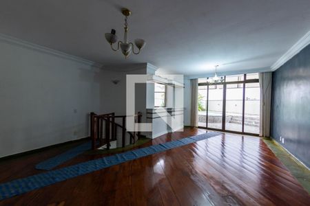 Apartamento para alugar com 280m², 3 quartos e 4 vagas Apartamento para alugar com 280m², 3 quartos e 4 vagasÁrea comum