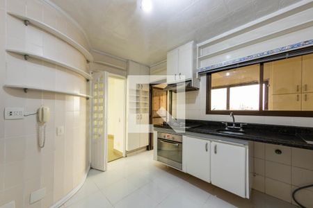 Apartamento para alugar com 280m², 3 quartos e 4 vagas Apartamento para alugar com 280m², 3 quartos e 4 vagasCozinha