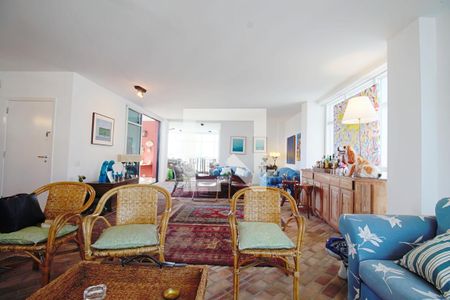 Sala de apartamento para alugar com 3 quartos, 300m² em Real Parque, São Paulo