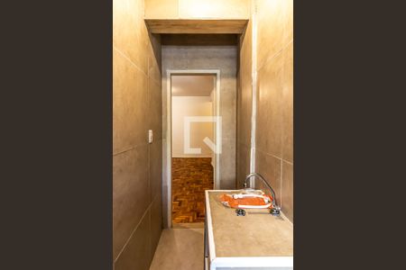 Banheiro de kitnet/studio para alugar com 1 quarto, 45m² em Santa Cecilia, São Paulo