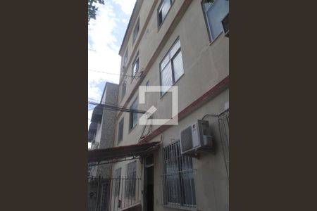 Apartamento à venda com 73m², 2 quartos e 1 vagaFachada