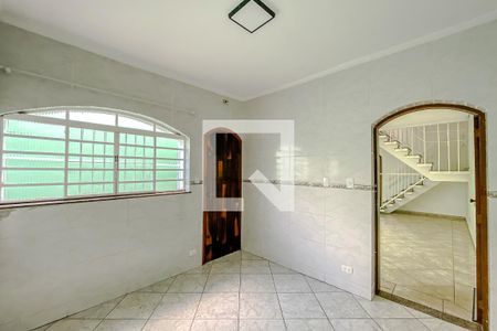 Casa à venda com 220m², 3 quartos e 2 vagas Casa à venda com 220m², 3 quartos e 2 vagasCozinha