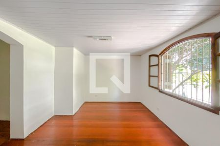 Casa à venda com 220m², 3 quartos e 2 vagas Casa à venda com 220m², 3 quartos e 2 vagasQuarto 2