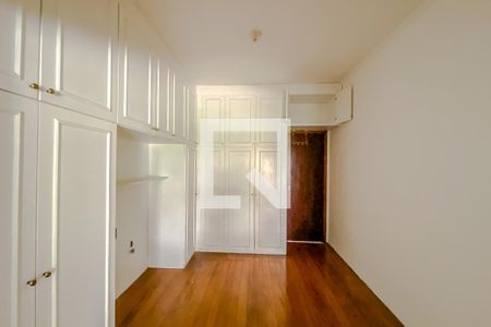 Casa à venda com 220m², 3 quartos e 2 vagas Casa à venda com 220m², 3 quartos e 2 vagasQuarto 2