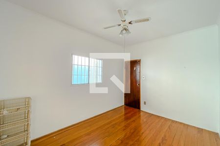 Casa à venda com 220m², 3 quartos e 2 vagas Casa à venda com 220m², 3 quartos e 2 vagasQuarto 2