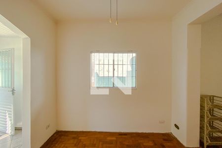 Casa à venda com 220m², 3 quartos e 2 vagas Casa à venda com 220m², 3 quartos e 2 vagasQuarto 2