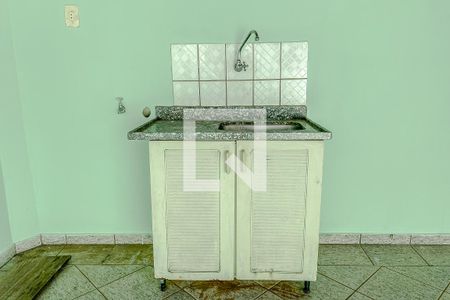 Casa à venda com 220m², 3 quartos e 2 vagas Casa à venda com 220m², 3 quartos e 2 vagasvaranda