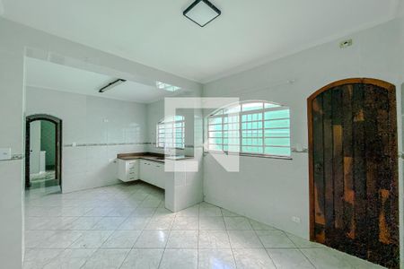 Casa à venda com 220m², 3 quartos e 2 vagas Casa à venda com 220m², 3 quartos e 2 vagasCozinha
