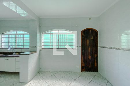 Casa à venda com 220m², 3 quartos e 2 vagas Casa à venda com 220m², 3 quartos e 2 vagasCozinha