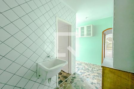 Casa à venda com 220m², 3 quartos e 2 vagas Casa à venda com 220m², 3 quartos e 2 vagasÁrea de Serviço