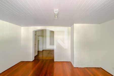 Casa à venda com 220m², 3 quartos e 2 vagas Casa à venda com 220m², 3 quartos e 2 vagasQuarto 2