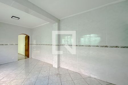 Casa à venda com 220m², 3 quartos e 2 vagas Casa à venda com 220m², 3 quartos e 2 vagasCozinha