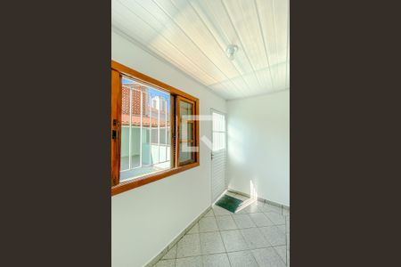 Casa à venda com 220m², 3 quartos e 2 vagas Casa à venda com 220m², 3 quartos e 2 vagasCorredor