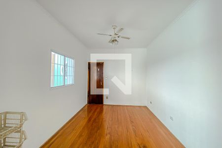 Casa à venda com 220m², 3 quartos e 2 vagas Casa à venda com 220m², 3 quartos e 2 vagasQuarto 2