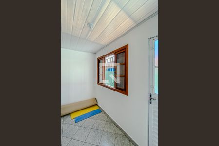 Casa à venda com 220m², 3 quartos e 2 vagas Casa à venda com 220m², 3 quartos e 2 vagasQuarto 2