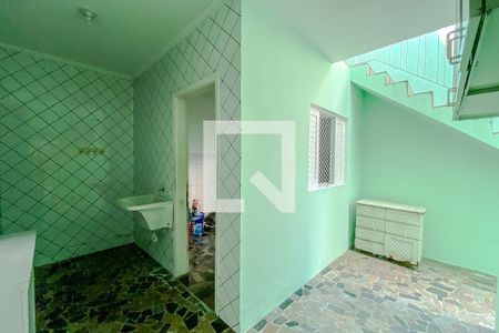 Casa à venda com 220m², 3 quartos e 2 vagas Casa à venda com 220m², 3 quartos e 2 vagasÁrea de Serviço