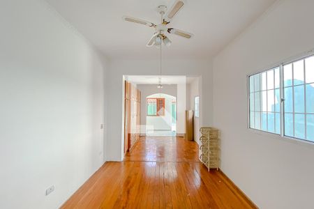 Casa à venda com 220m², 3 quartos e 2 vagas Casa à venda com 220m², 3 quartos e 2 vagasQuarto 2