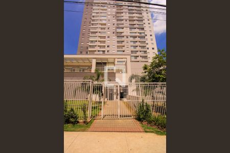 Apartamento para alugar com 38m², 1 quarto e 1 vaga Apartamento para alugar com 38m², 1 quarto e 1 vagaFachada