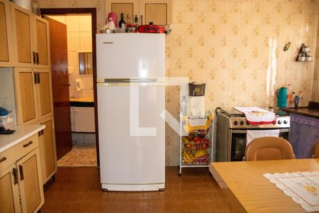 Casa à venda com 101m², 3 quartos e 2 vagas Casa à venda com 101m², 3 quartos e 2 vagasCozinha