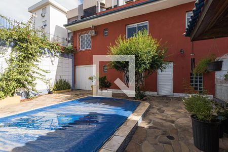 Casa à venda com 380m², 4 quartos e 3 vagasPiscina